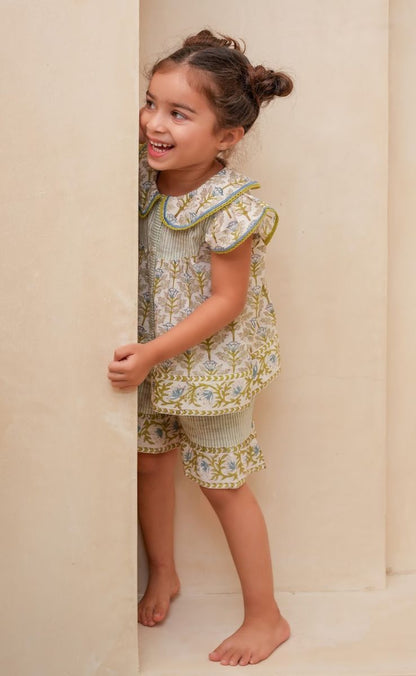 Blue & Green Floral Peter Pan Collar Shorts Set