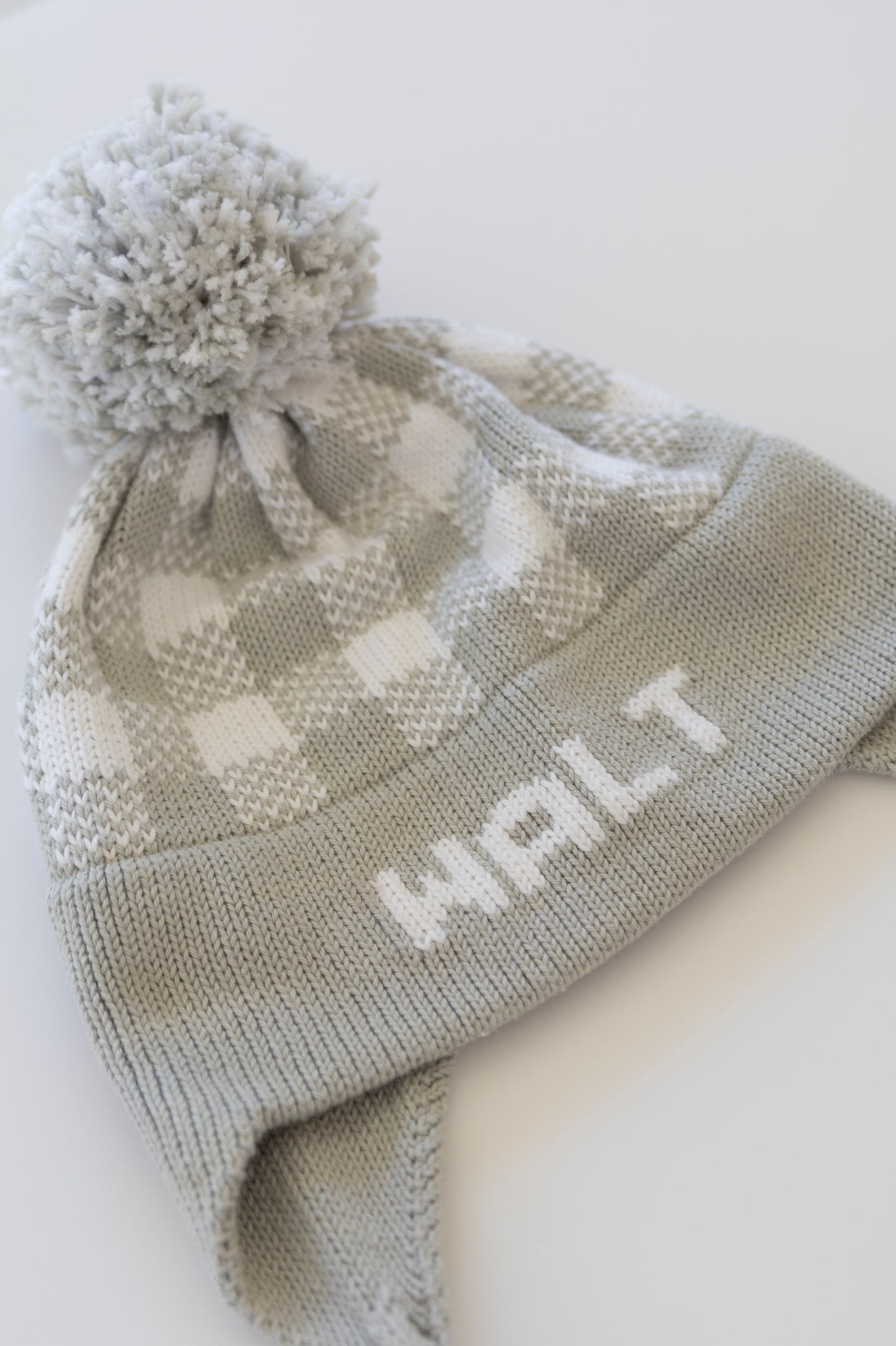 Plaid Earflap Hat-light gray with white