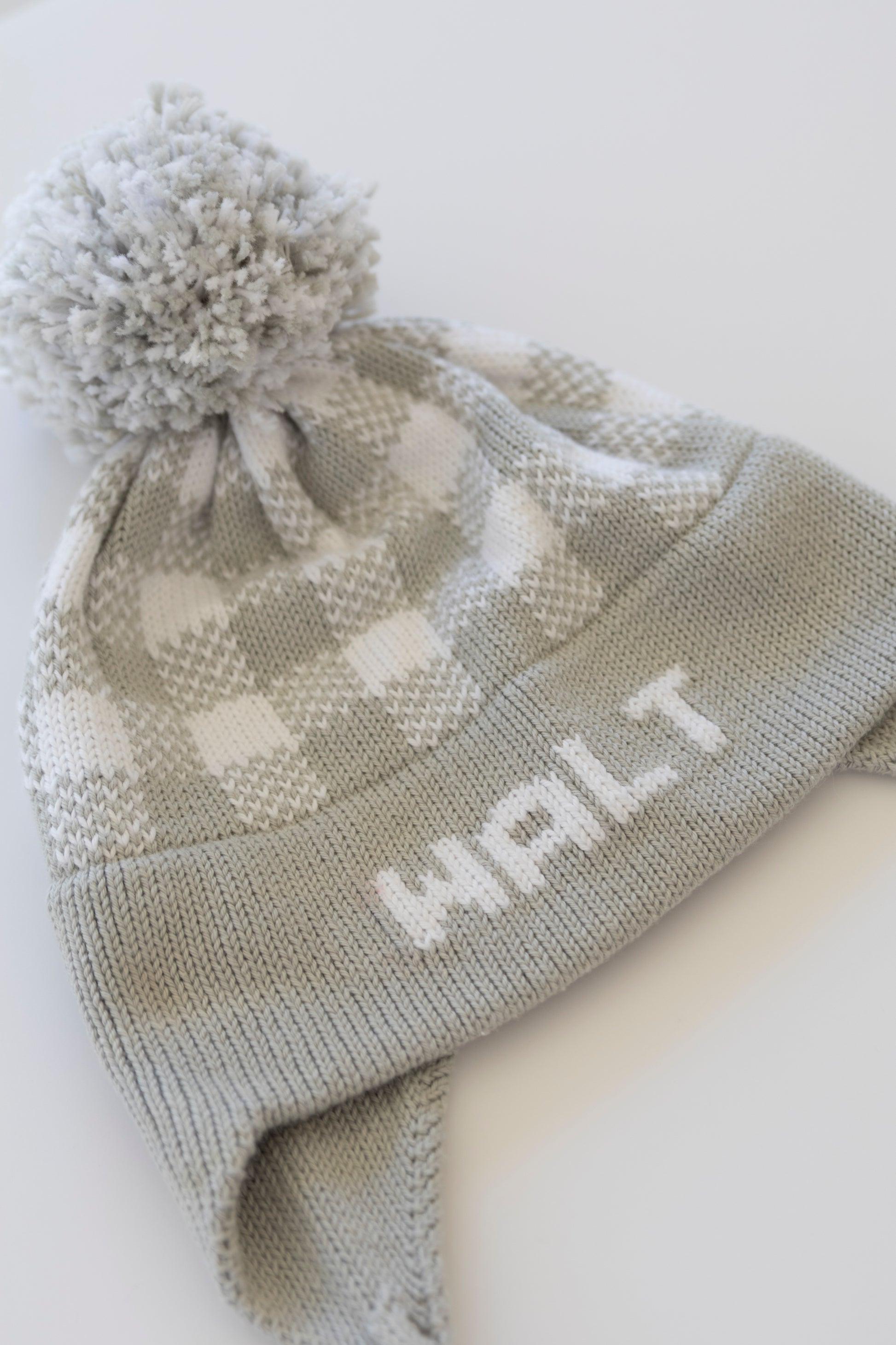 Plaid Earflap Hat-light gray with white